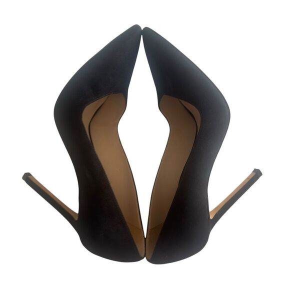 Stuart Weitzman Black Suede Pointy High Heels Size 9 - Picture 9 of 15